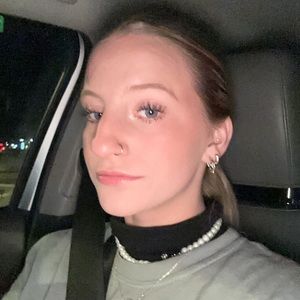 Meet your Posher, Tess